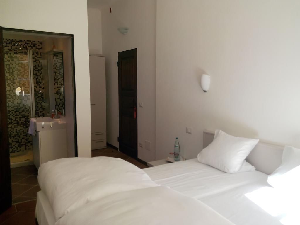 Casa Baroli B&B Cannobio 객실 사진